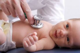 Ministerstwo Zdrowia: wycena świadczeń w pediatrii ponownie w górę