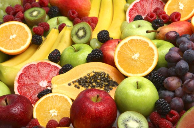 Nowe zalecenia brytyjskich lekarzy: owoce głównie kiwi najbardziej pomagają na zaparcia