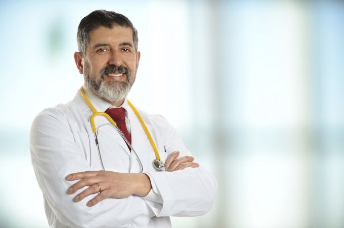 Związek szpitali po rozmowach w MZ rekomenduje podpisywanie aneksów do umów z NFZ