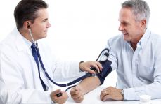 Powikłania sercowo-naczyniowe w trakcie terapii przeciwnowotworowej: nadciśnienie tętnicze