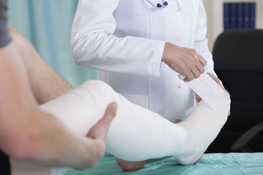 Inteligentne bandaże leczą przewlekłe rany