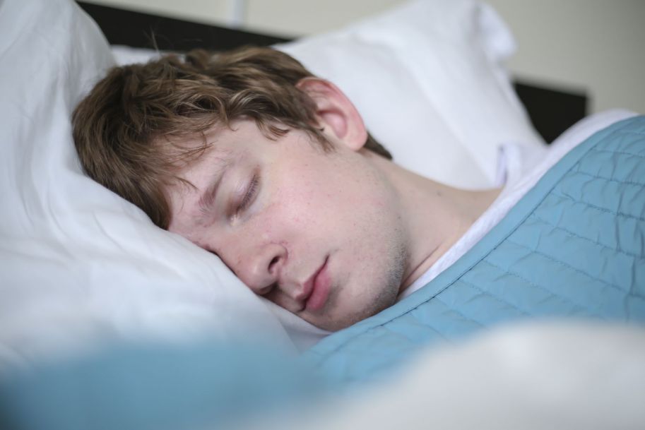 Poprzez lepszą jakość snu do zminimalizowania ryzyka PTSD