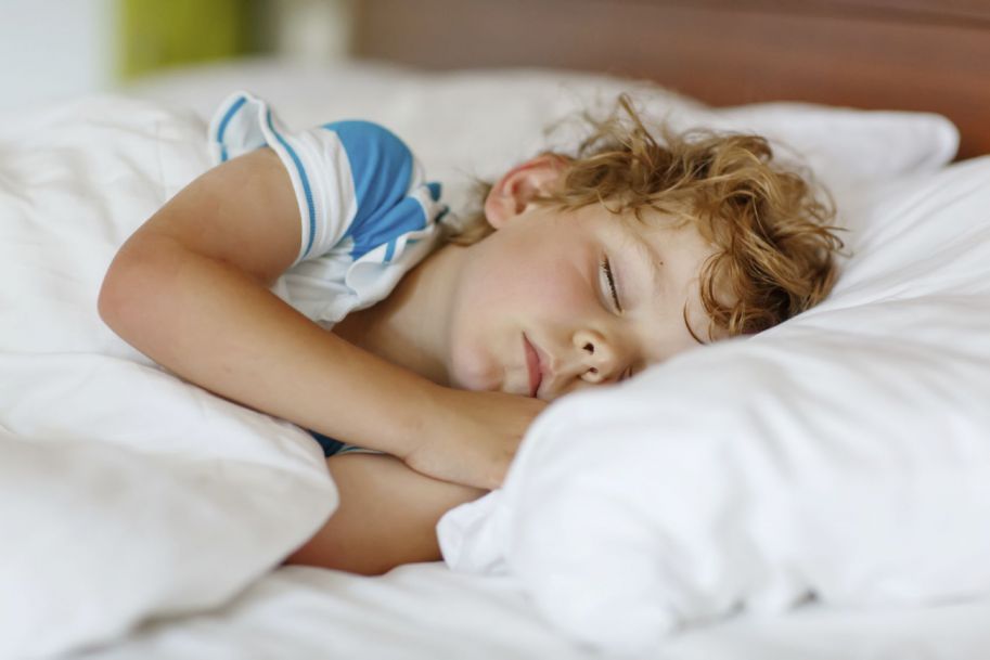 Długość snu wpływa na zdrowie psychiczne dzieci
