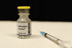 Coraz mniej Polaków szczepi się przeciw grypie