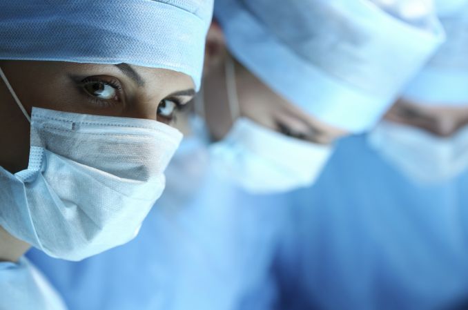 Ekspert: przy stole operacyjnym płeć nie ma znaczenia