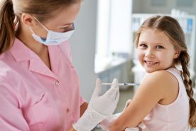 Dawka przypominająca szczepionki skojarzonej DTaP-IPV (Tetraxim®/Tetravac®) u dzieci w wieku wczesnoszkolnym – przegląd 20-letniego doświadczenia klinicznego
