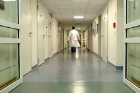 Francja: Nagłe zatrzymanie krążenia poza szpitalem wciąż jest wyrokiem śmierci