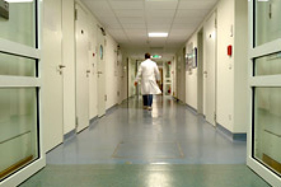 Rumunia: Do szpitala trafił mężczyzna z podejrzeniem zakażenia Ebolą