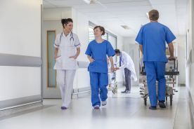 Normy zatrudnienia pielęgniarek od stycznia? Dyrektorzy szpitali: nierealne