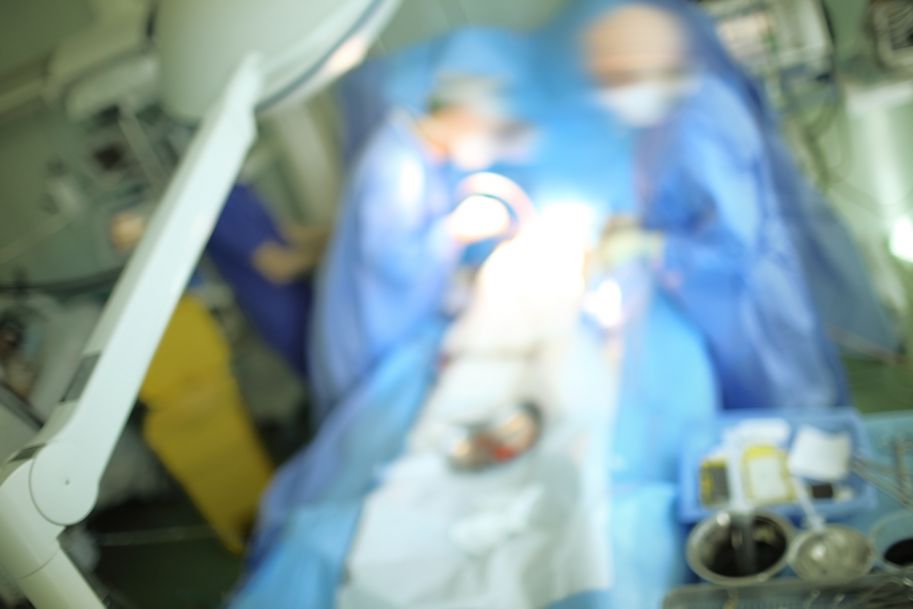 Lekarze z dwóch ośrodków uratowali stopę siedemnastolatka