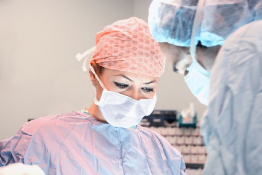 Włochy: Neurochirurg chciałby przeszczepić ludzką głowę