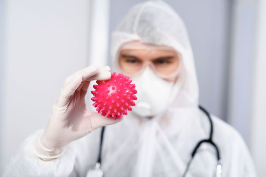 Brak przejrzystych regulacji dotyczących pracy z niebezpiecznymi wirusami hamuje rozwój badań
