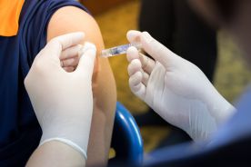 Szczepić się czy nie szczepić przeciwko grypie podczas pandemii SARS-CoV-2?