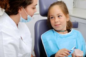 Dzieci i nastolatki z próchnicą zębów