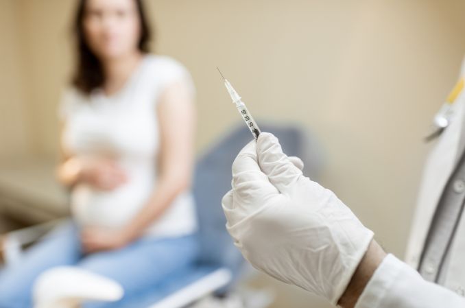 Ocena skuteczności szczepienia przeciwko tężcowi, błonicy i krztuścowi (Tdap, Adacel) podczas ciąży w zapobieganiu występowania krztuśca u niemowląt