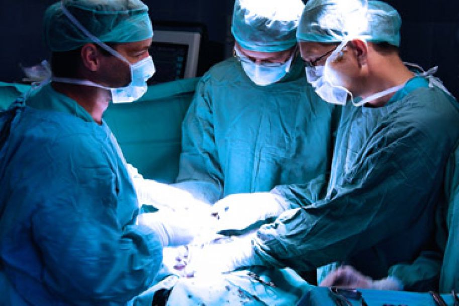 Włochy: Za dwa lata włoski neurochirurg chce wykonać pierwszy przeszczep głowy